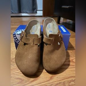 Birkenstock mink suede clogs size 38 wide soft bed